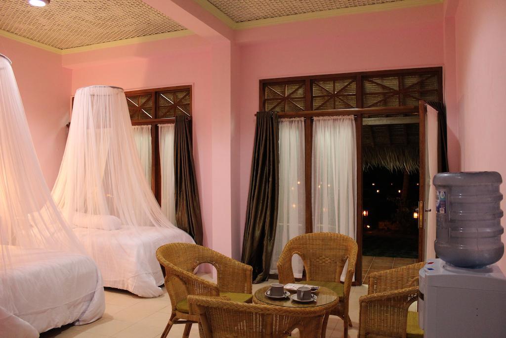 Ary'S Lagoon Bungalow & Hotel Karimunjawa Szoba fotó
