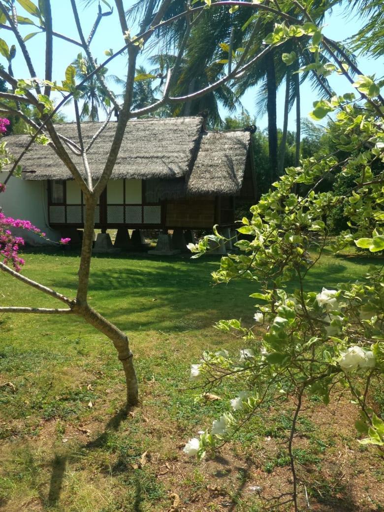 Ary'S Lagoon Bungalow & Hotel Karimunjawa Kültér fotó